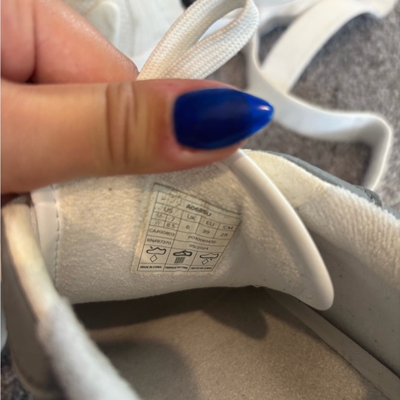 Alo Gray and White Sneakers - Picture 6 of 6